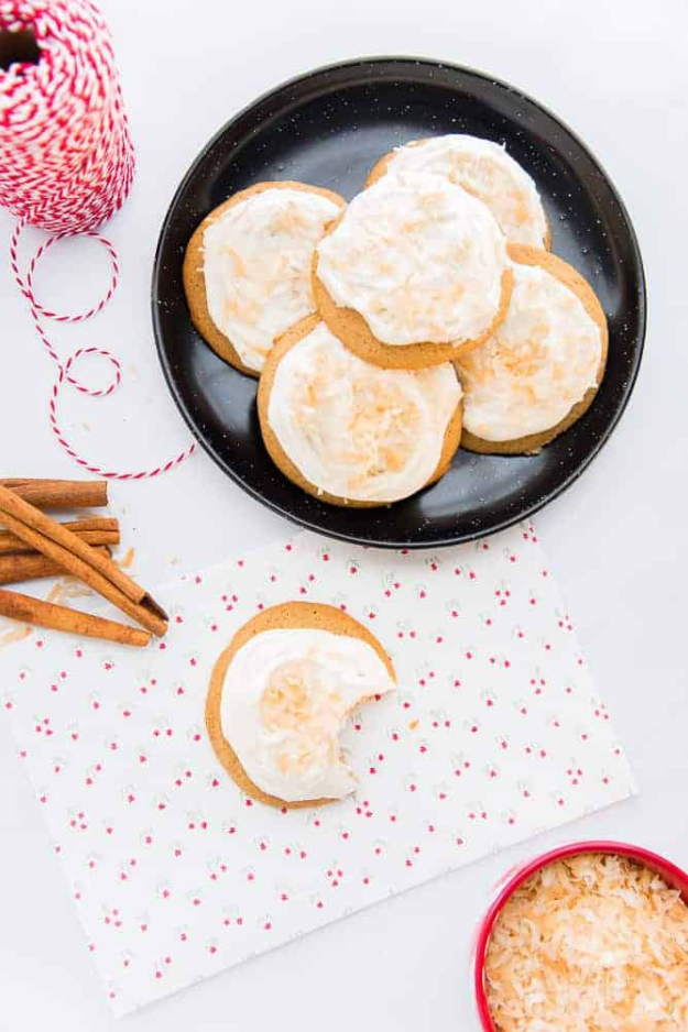 30 Fall Cookies So Good, You’ll “Accidentally” Eat Three Before They Cool 30 Fall Cookies So Good, You’ll “Accidentally” Eat Three Before They Cool