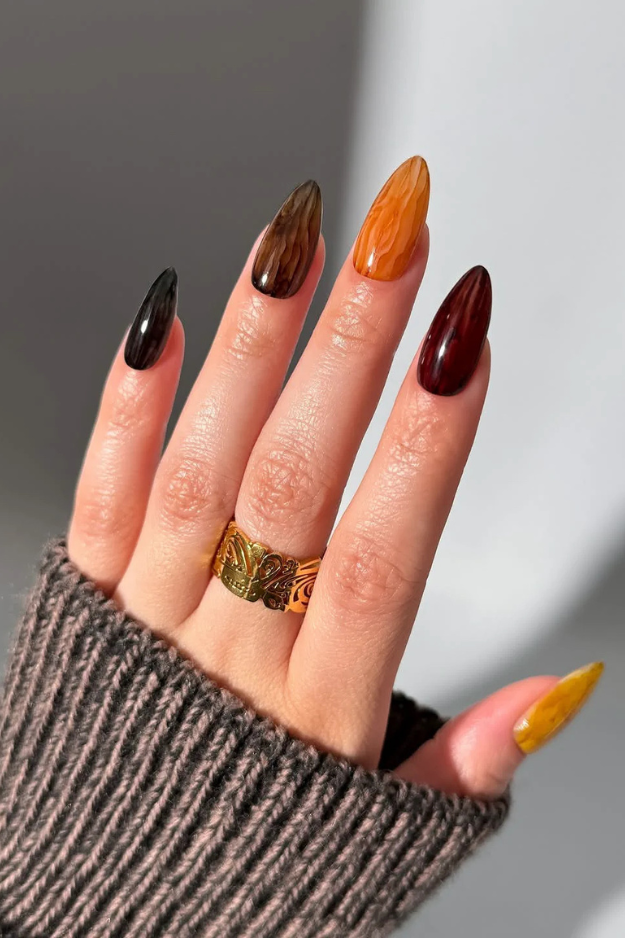24 Cutest Fall Nail Designs That Make Sweater Weather Feel Even Better 24 Cutest Fall Nail Designs That Make Sweater Weather Feel Even Better