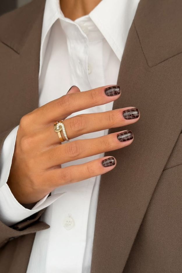 23 Fall Short Nails So Chic, You’ll Want to Chop Your Nails Immediately 23 Fall Short Nails So Chic, You’ll Want to Chop Your Nails Immediately