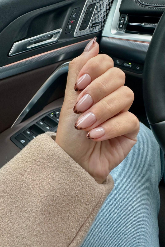 23 Fall Short Nails So Chic, You’ll Want to Chop Your Nails Immediately 23 Fall Short Nails So Chic, You’ll Want to Chop Your Nails Immediately