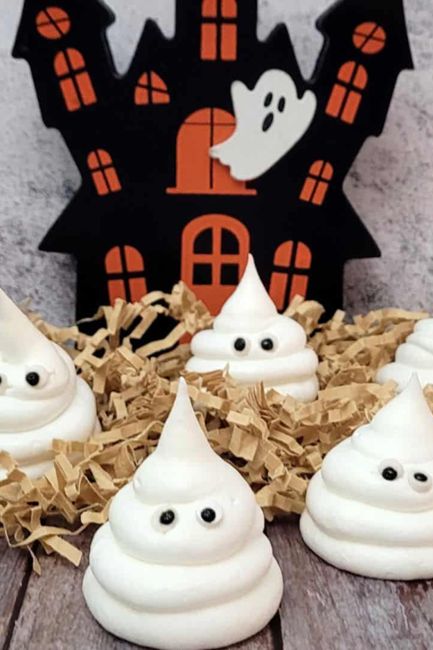 30 These Halloween Cookies Will Be the First Thing Gone at the Party 30 These Halloween Cookies Will Be the First Thing Gone at the Party