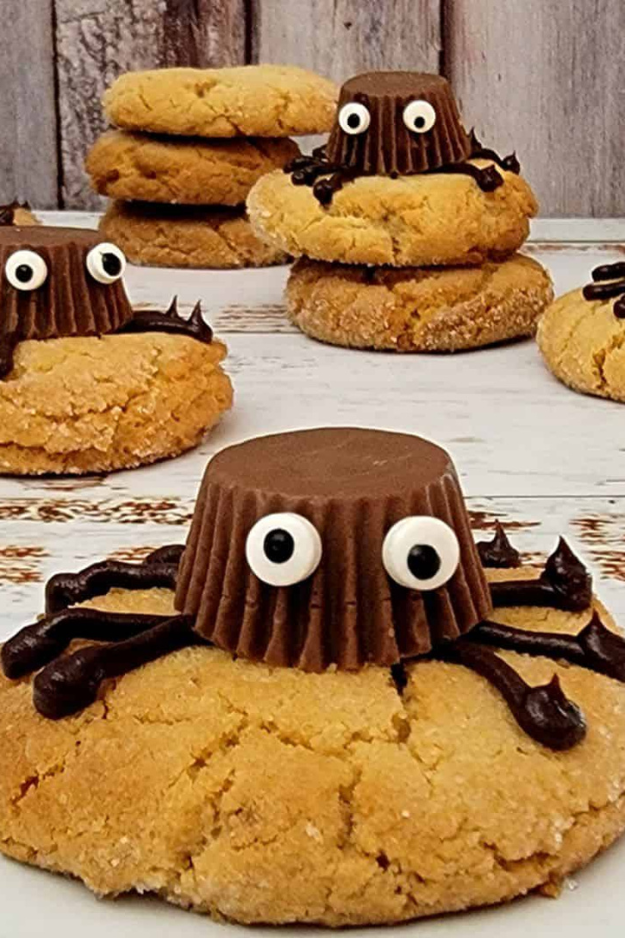 30 These Halloween Cookies Will Be the First Thing Gone at the Party 30 These Halloween Cookies Will Be the First Thing Gone at the Party