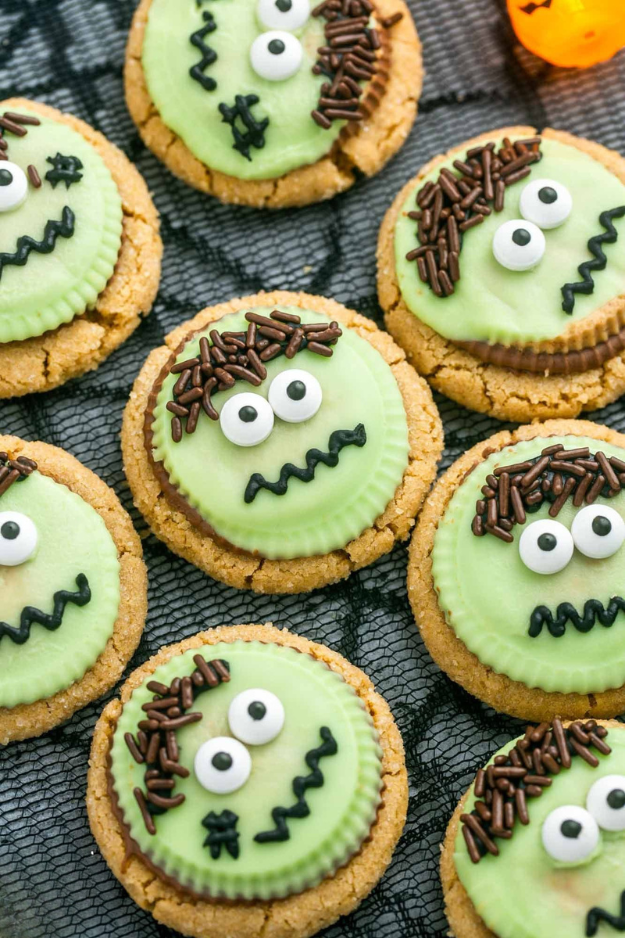 30 These Halloween Cookies Will Be the First Thing Gone at the Party 30 These Halloween Cookies Will Be the First Thing Gone at the Party