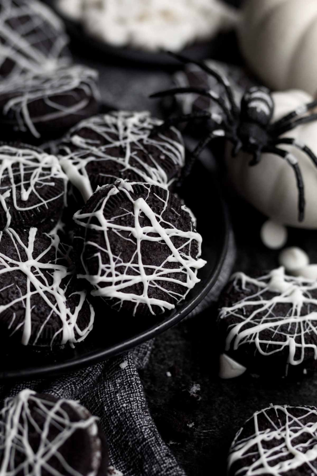 30 These Halloween Cookies Will Be the First Thing Gone at the Party 30 These Halloween Cookies Will Be the First Thing Gone at the Party