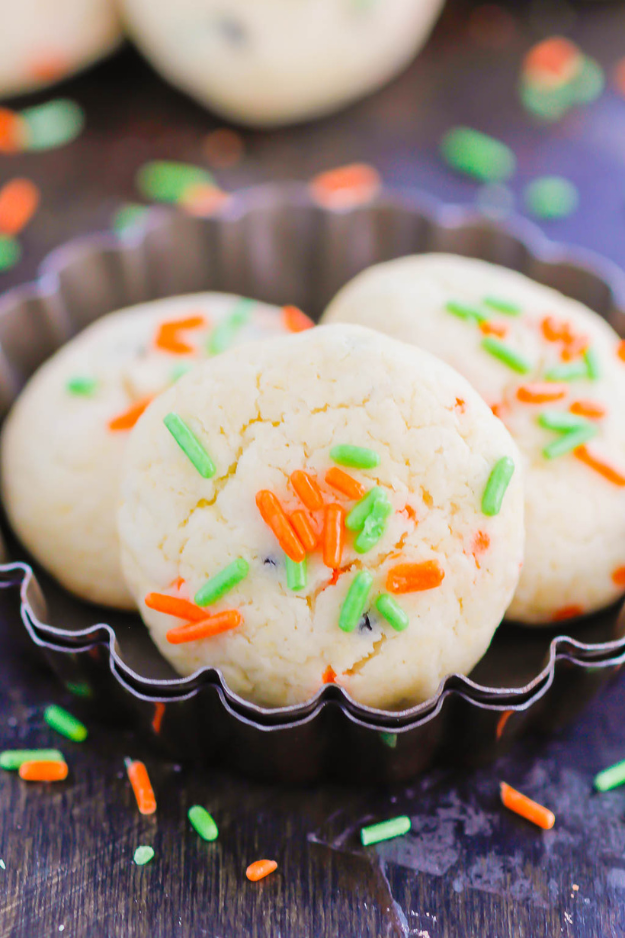 30 These Halloween Cookies Will Be the First Thing Gone at the Party 30 These Halloween Cookies Will Be the First Thing Gone at the Party