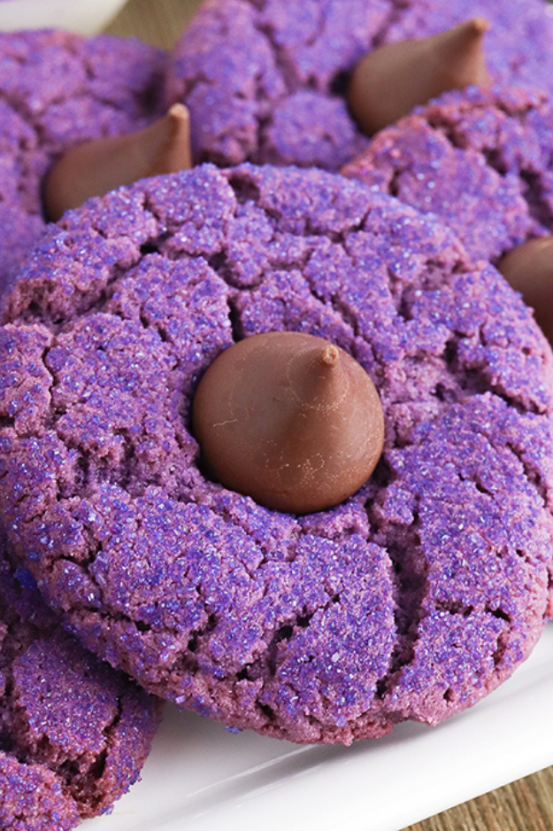 30 These Halloween Cookies Will Be the First Thing Gone at the Party 30 These Halloween Cookies Will Be the First Thing Gone at the Party