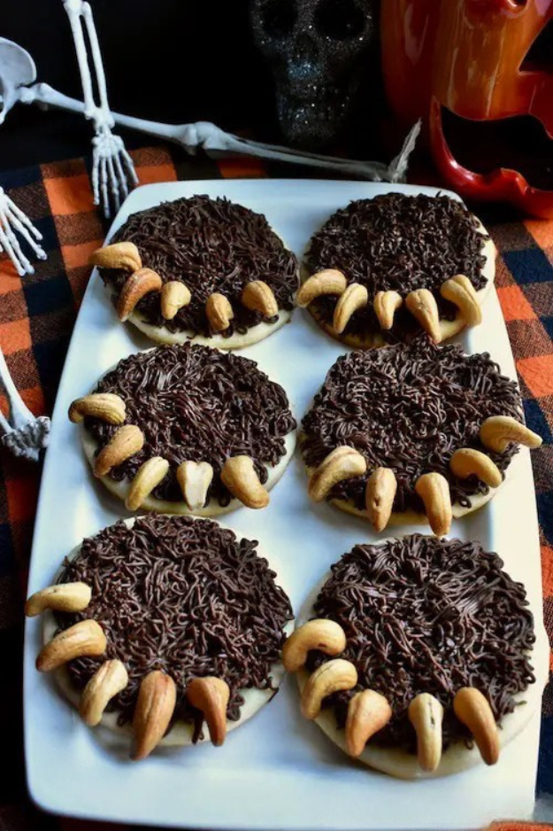 31 Easy Halloween Desserts That Steal the Spotlight Before the Candy Does 31 Easy Halloween Desserts That Steal the Spotlight Before the Candy Does