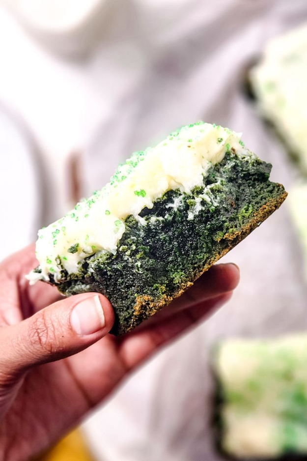 31 Easy Halloween Desserts That Steal the Spotlight Before the Candy Does 31 Easy Halloween Desserts That Steal the Spotlight Before the Candy Does