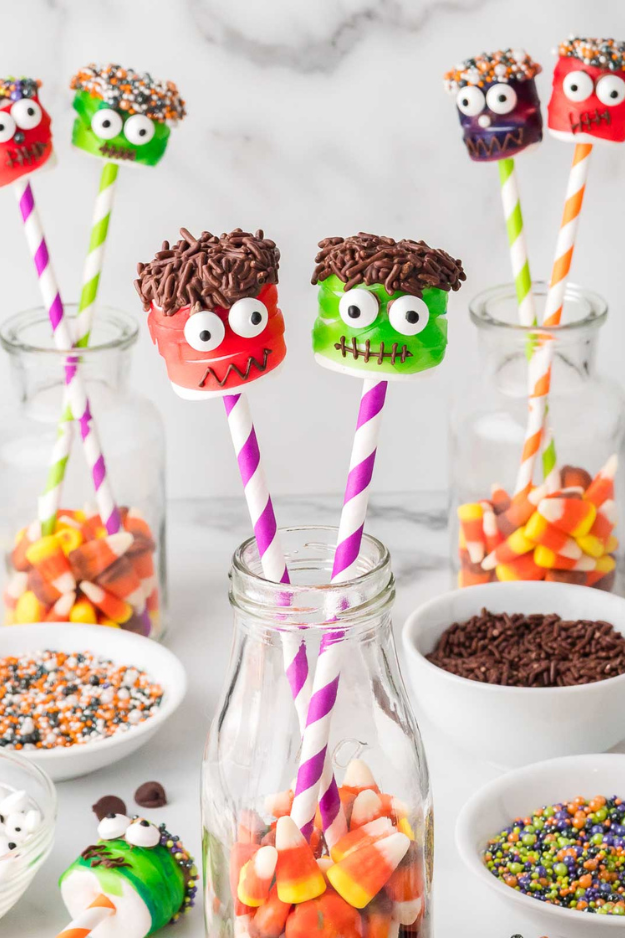 31 Easy Halloween Desserts That Steal the Spotlight Before the Candy Does 31 Easy Halloween Desserts That Steal the Spotlight Before the Candy Does