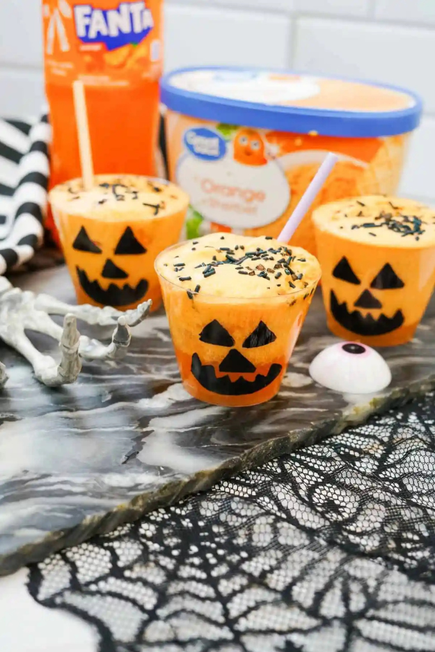 31 Easy Halloween Desserts That Steal the Spotlight Before the Candy Does 31 Easy Halloween Desserts That Steal the Spotlight Before the Candy Does