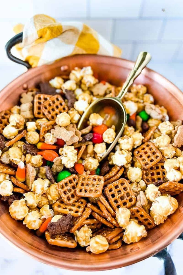 31 Easy Halloween Desserts That Steal the Spotlight Before the Candy Does 31 Easy Halloween Desserts That Steal the Spotlight Before the Candy Does