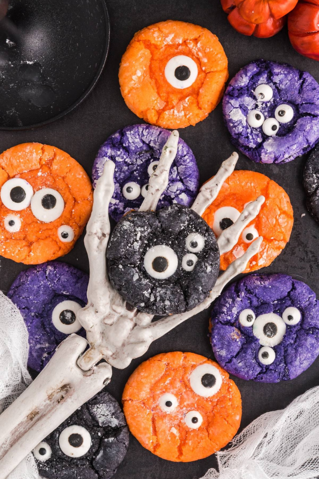 42 Halloween Snacks So Fun, Even Adults Will Race to the Snack Table 42 Halloween Snacks So Fun, Even Adults Will Race to the Snack Table