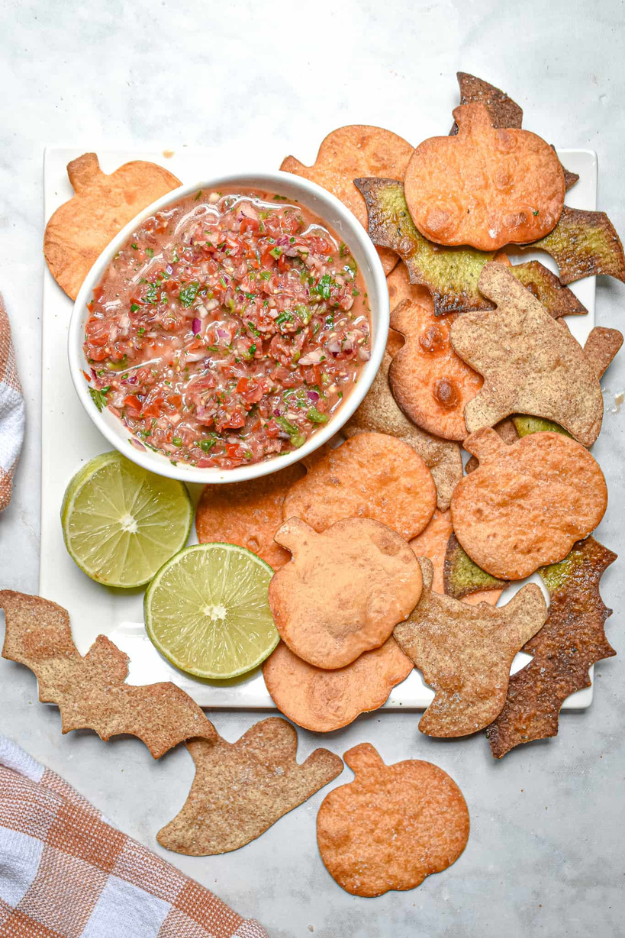 42 Halloween Snacks So Fun, Even Adults Will Race to the Snack Table 42 Halloween Snacks So Fun, Even Adults Will Race to the Snack Table