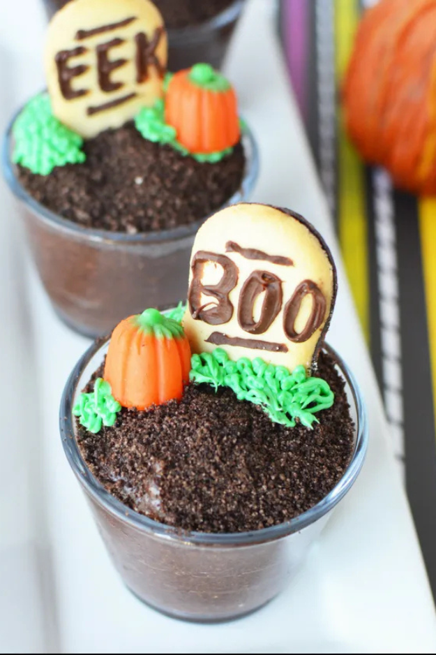 42 Halloween Snacks So Fun, Even Adults Will Race to the Snack Table 42 Halloween Snacks So Fun, Even Adults Will Race to the Snack Table
