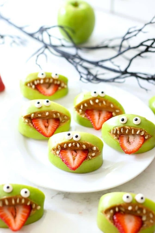 42 Halloween Snacks So Fun, Even Adults Will Race to the Snack Table 42 Halloween Snacks So Fun, Even Adults Will Race to the Snack Table