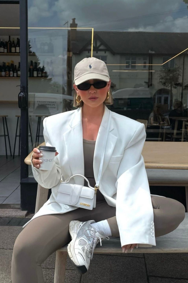 15 Trendy Sportliche Outfits That Nail the Cool-Girl Athleisure Look Every Time 15 Trendy Sportliche Outfits That Nail the Cool-Girl Athleisure Look Every Time