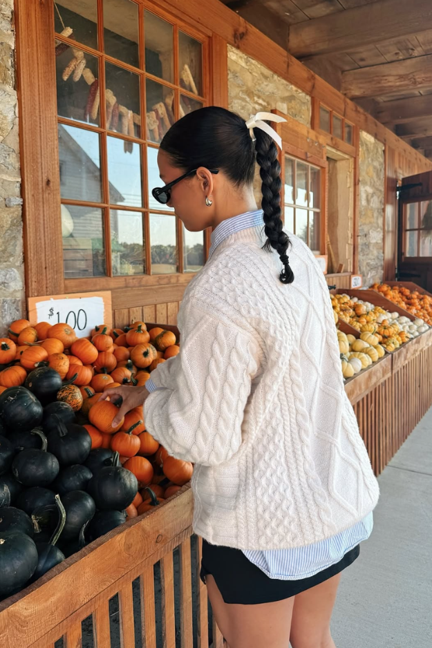 16 Pumpkin Patch Outfits That Belong in Your Favorite Fall Photo Dump 16 Pumpkin Patch Outfits That Belong in Your Favorite Fall Photo Dump