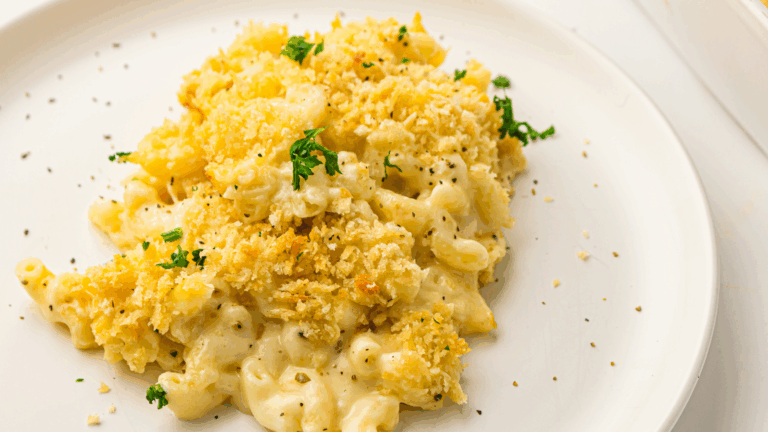 The Homemade Baked Mac and Cheese That Steals the Spotlight at Every Potluck