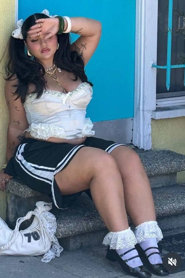 14 Clothes That Instantly Look Cheap (Even If They Weren't) 14 Clothes That Instantly Look Cheap (Even If They Weren't)