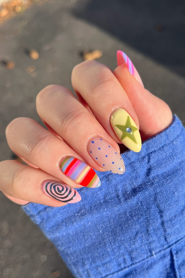 17 Back-to-School Nails That Are Cute, Classy, and Totally Classroom-Approved 17 Back-to-School Nails That Are Cute, Classy, and Totally Classroom-Approved