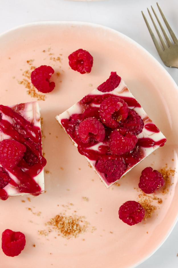 These 25 Christmas Cheesecakes are What Holiday Dessert Dreams Are Made Of These 25 Christmas Cheesecakes are What Holiday Dessert Dreams Are Made Of