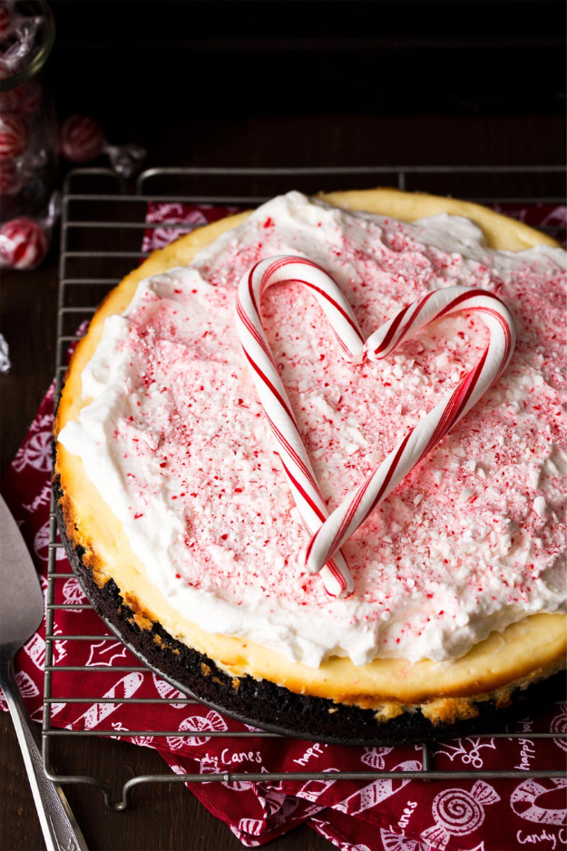 These 25 Christmas Cheesecakes are What Holiday Dessert Dreams Are Made Of These 25 Christmas Cheesecakes are What Holiday Dessert Dreams Are Made Of