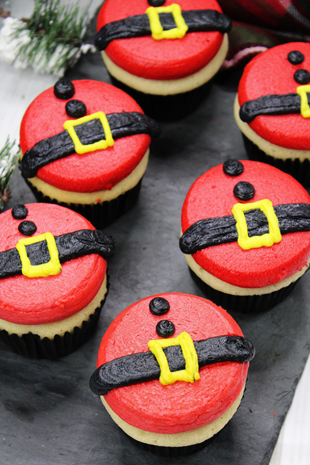 34 Christmas Cupcakes Everyone Will Be Snapping Photos Of Before Dessert 34 Christmas Cupcakes Everyone Will Be Snapping Photos Of Before Dessert