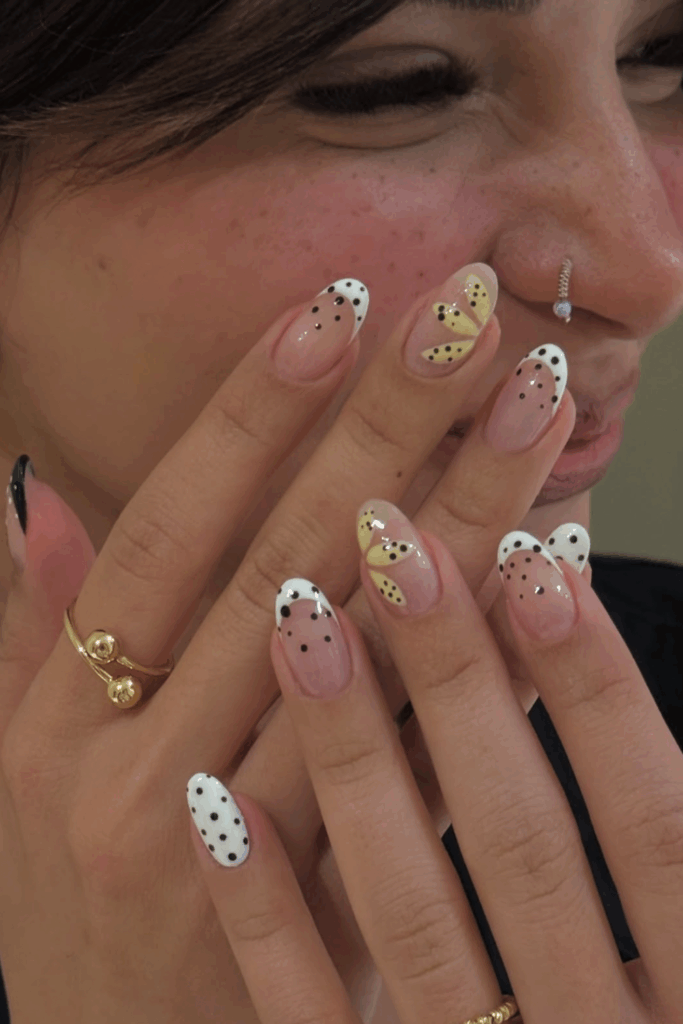 15 Early Fall Nails That Make the Summer-to-Autumn Transition So Chic 15 Early Fall Nails That Make the Summer-to-Autumn Transition So Chic
