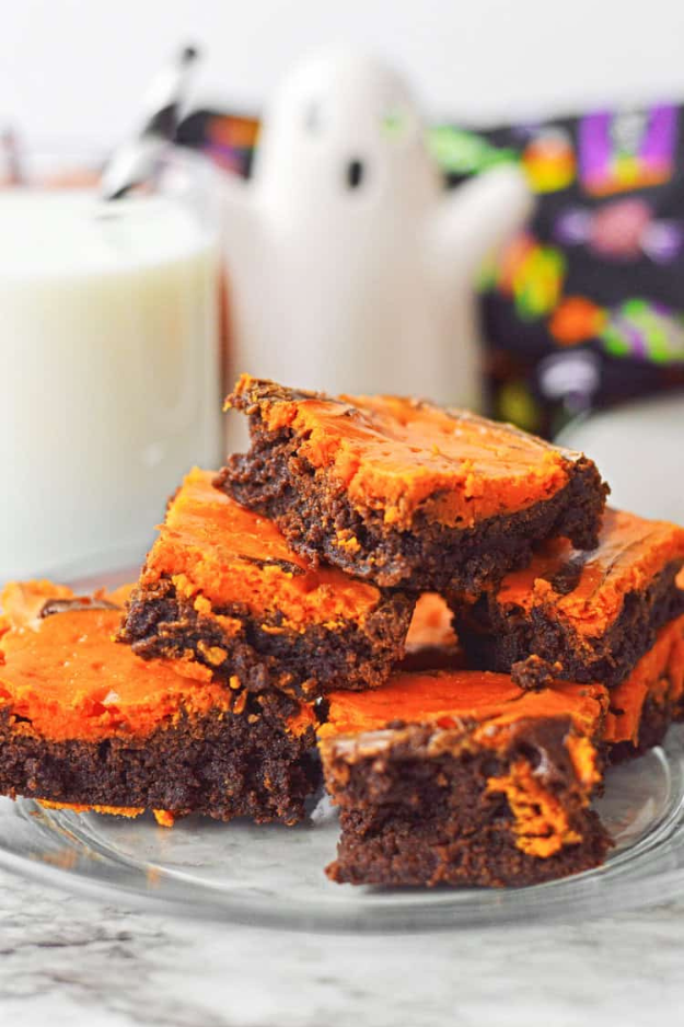 Halloween Brownies So Fudgy, They’ll Haunt Your Dessert Cravings All October Halloween Brownies So Fudgy, They’ll Haunt Your Dessert Cravings All October