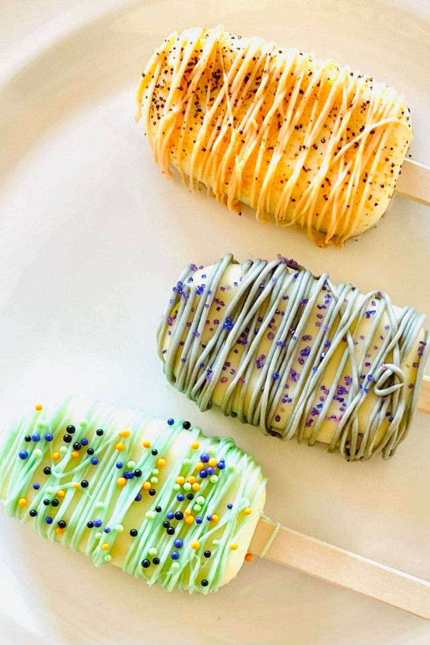 The Bite-Sized Halloween Cake Pops That Disappears Before the Party Even Starts The Bite-Sized Halloween Cake Pops That Disappears Before the Party Even Starts