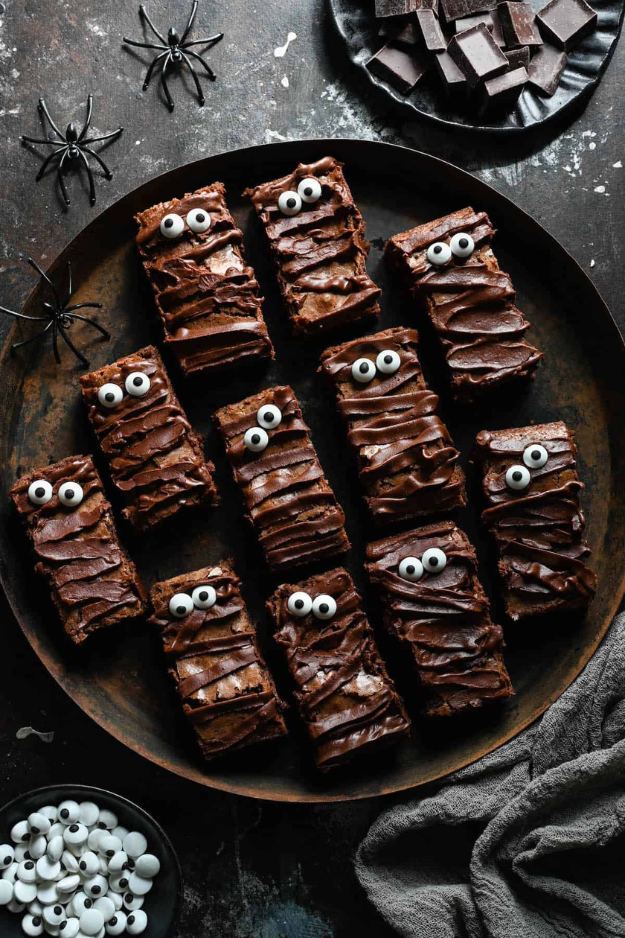 Halloween Brownies So Fudgy, They’ll Haunt Your Dessert Cravings All October Halloween Brownies So Fudgy, They’ll Haunt Your Dessert Cravings All October