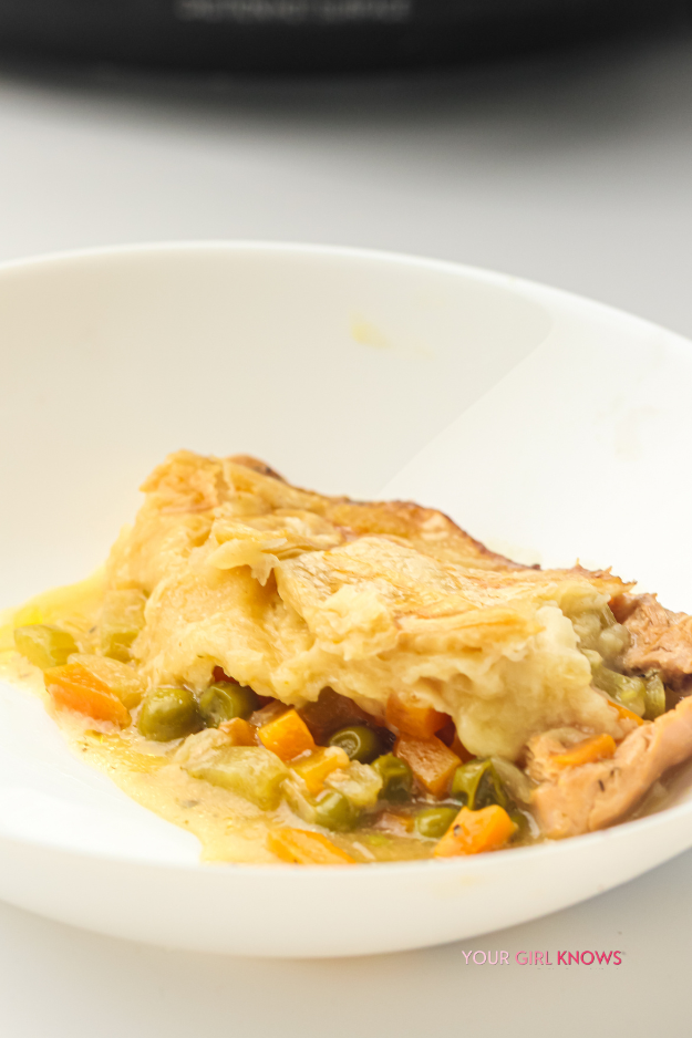 The Lazy-Day Slow Cooker Chicken Pot Pie for Cold Nights and Hungry Families The Lazy-Day Slow Cooker Chicken Pot Pie for Cold Nights and Hungry Families