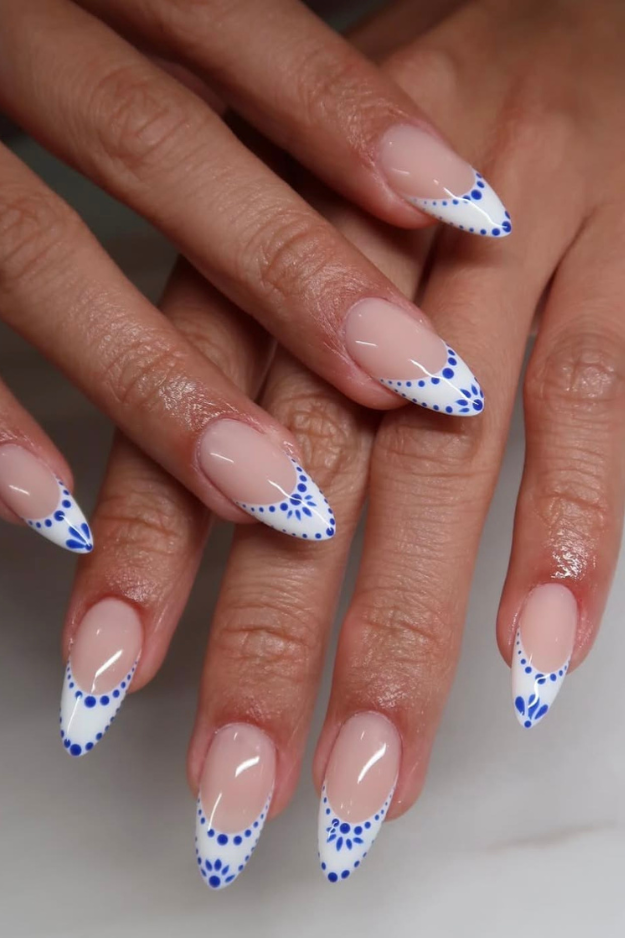 19 Chic Blue French Tips for When You Want Something Pretty but Unexpected 19 Chic Blue French Tips for When You Want Something Pretty but Unexpected