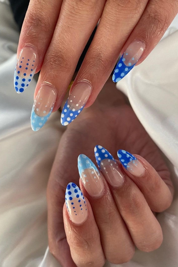 19 Chic Blue French Tips for When You Want Something Pretty but Unexpected 19 Chic Blue French Tips for When You Want Something Pretty but Unexpected