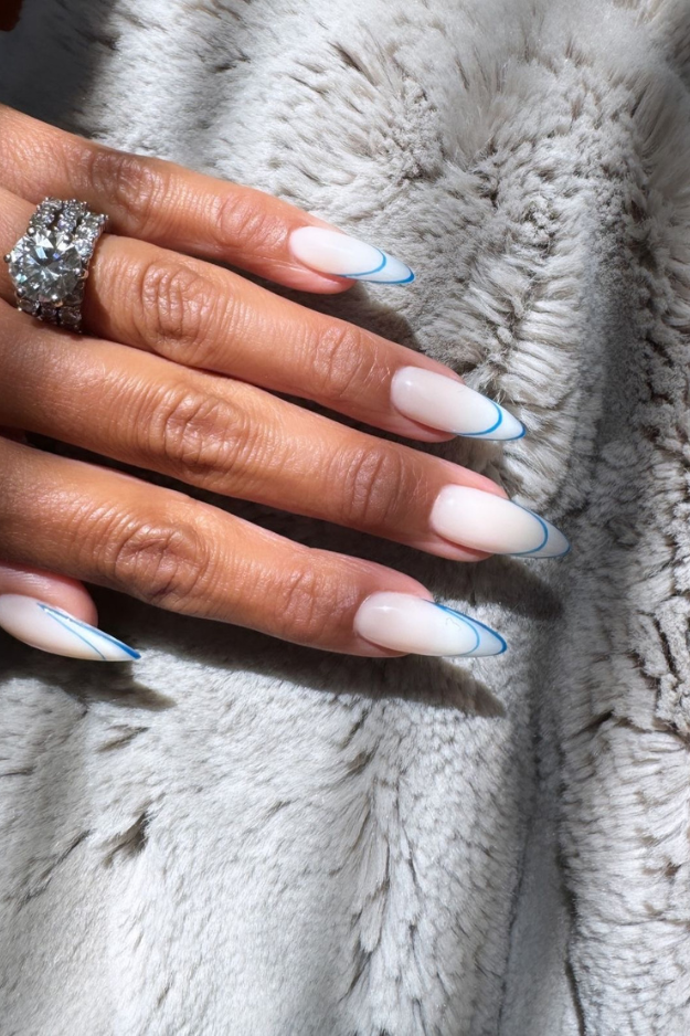 19 Chic Blue French Tips for When You Want Something Pretty but Unexpected 19 Chic Blue French Tips for When You Want Something Pretty but Unexpected