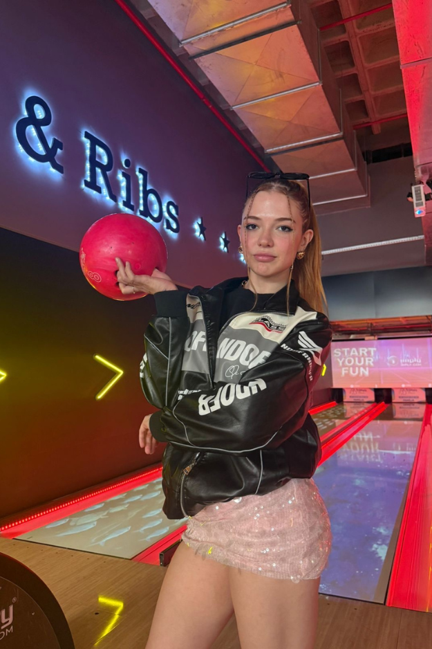 What to Wear to Bowling, Cause Your Outfit Should Say You're Here to Win! What to Wear to Bowling, Cause Your Outfit Should Say You're Here to Win!