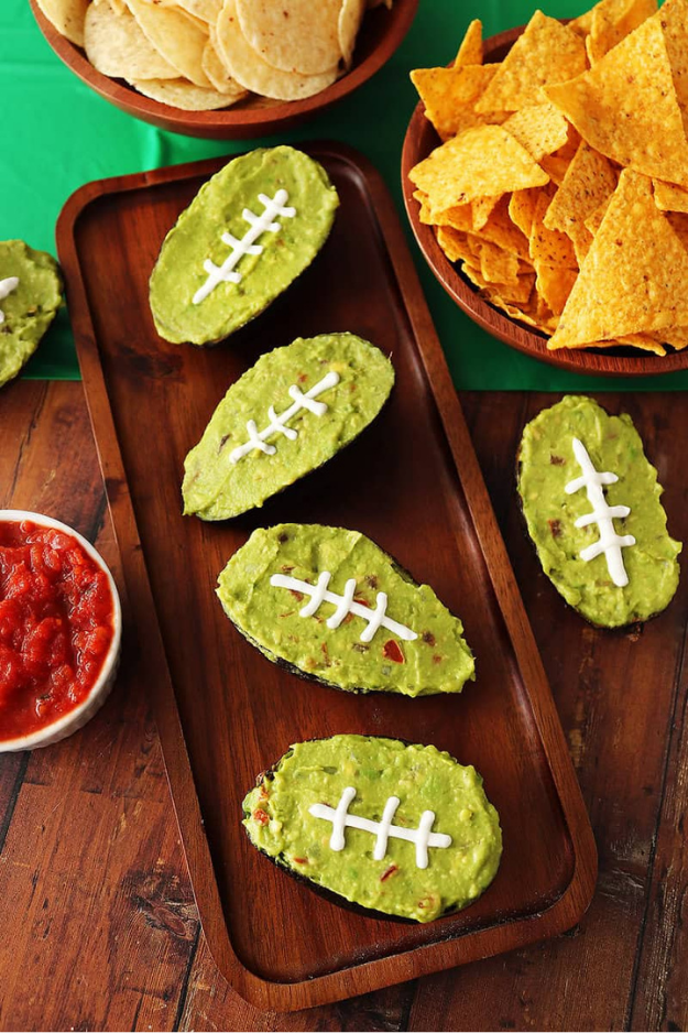 25 Irresistible Football Snacks for Party That Won’t Make It to the Fourth Quarter 25 Irresistible Football Snacks for Party That Won’t Make It to the Fourth Quarter