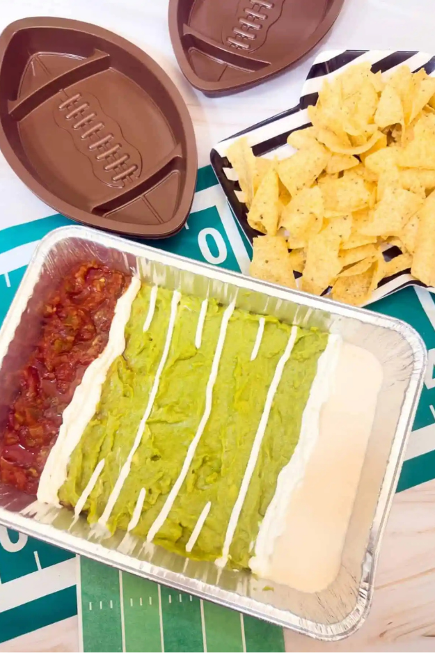 25 Irresistible Football Snacks for Party That Won’t Make It to the Fourth Quarter 25 Irresistible Football Snacks for Party That Won’t Make It to the Fourth Quarter