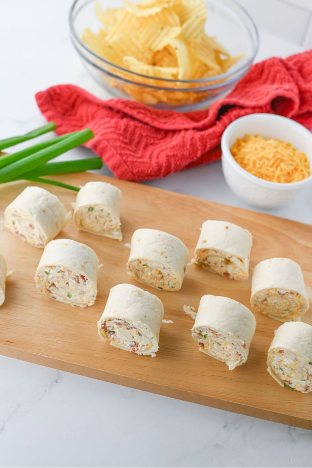 25 Irresistible Football Snacks for Party That Won’t Make It to the Fourth Quarter 25 Irresistible Football Snacks for Party That Won’t Make It to the Fourth Quarter