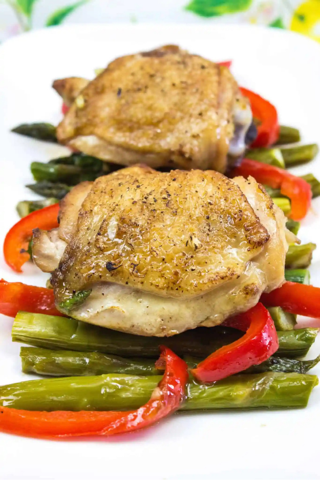 25 Satisfying Keto Dinner Recipes That Make Low-Carb Eating Feel Effortless 25 Satisfying Keto Dinner Recipes That Make Low-Carb Eating Feel Effortless