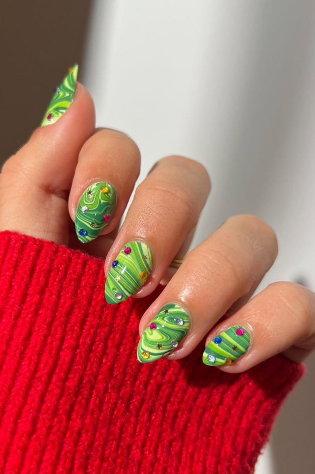 The 40 Short Christmas Nail Designs Everyone Will Want This Holiday Season The 40 Short Christmas Nail Designs Everyone Will Want This Holiday Season