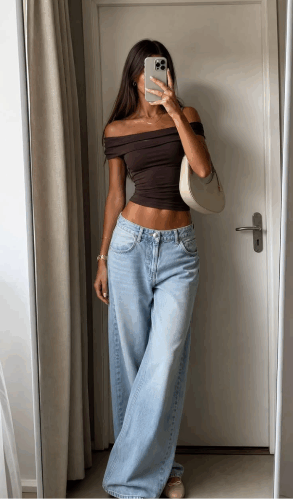What to Wear If You're Flat-Chested (The Outfit Tricks That Change Everything) What to Wear If You're Flat-Chested (The Outfit Tricks That Change Everything)