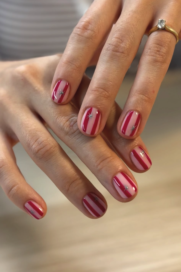 The 23 Short Christmas Nail Designs Everyone Will Want This Holiday Season The 23 Short Christmas Nail Designs Everyone Will Want This Holiday Season