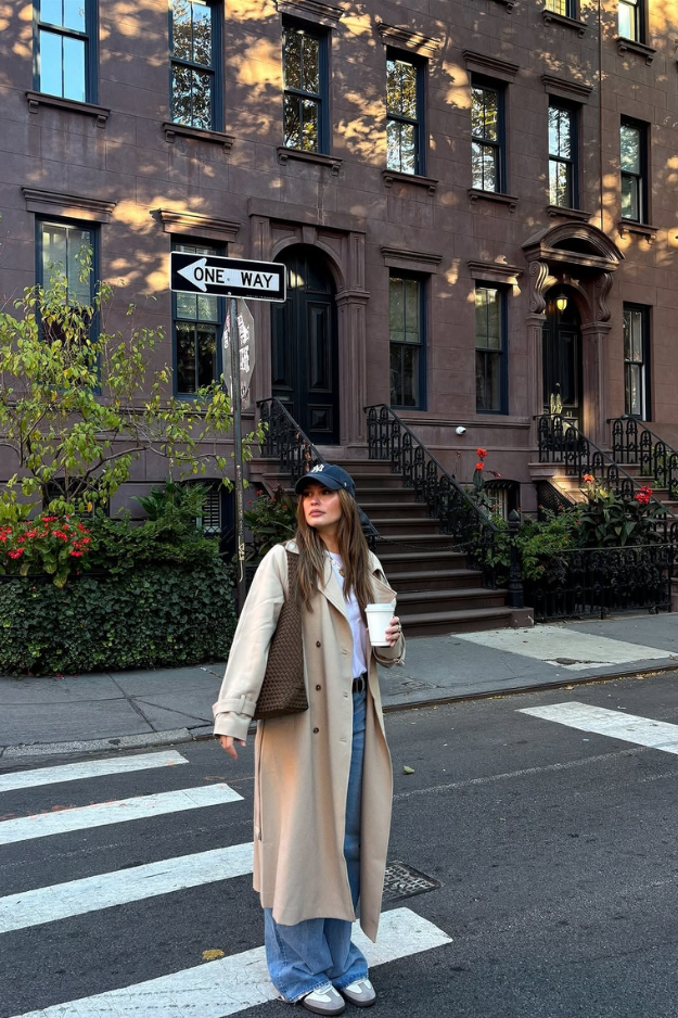30 NYC Winter Outfit Ideas for Coffee Runs, Dinner Dates, and City Days 30 NYC Winter Outfit Ideas for Coffee Runs, Dinner Dates, and City Days