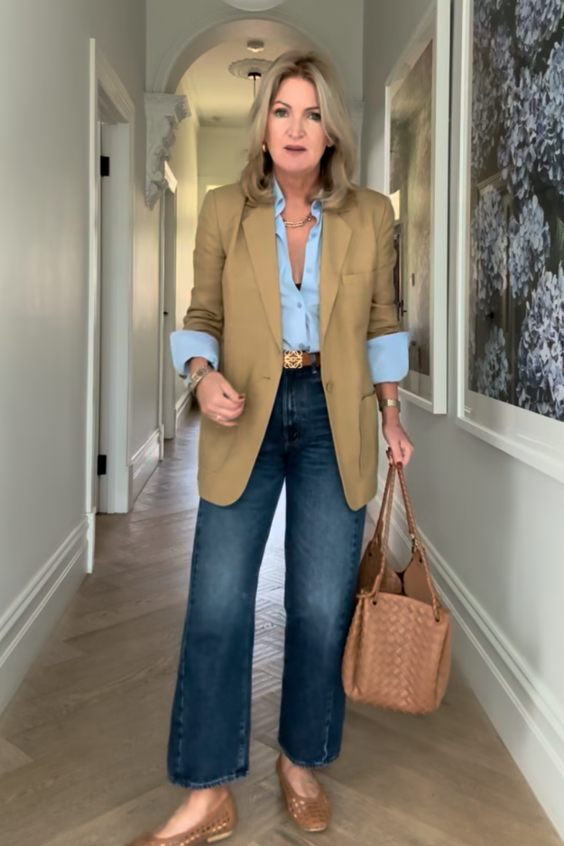 12 Things Women Over 50 Should Never Wear If They Want to Look Modern (And What to Wear Instead) 12 Things Women Over 50 Should Never Wear If They Want to Look Modern (And What to Wear Instead)