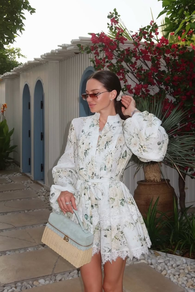 What to Wear to a Baptism: Striking the Perfect Balance Between Respectful and Chic! What to Wear to a Baptism: Striking the Perfect Balance Between Respectful and Chic!