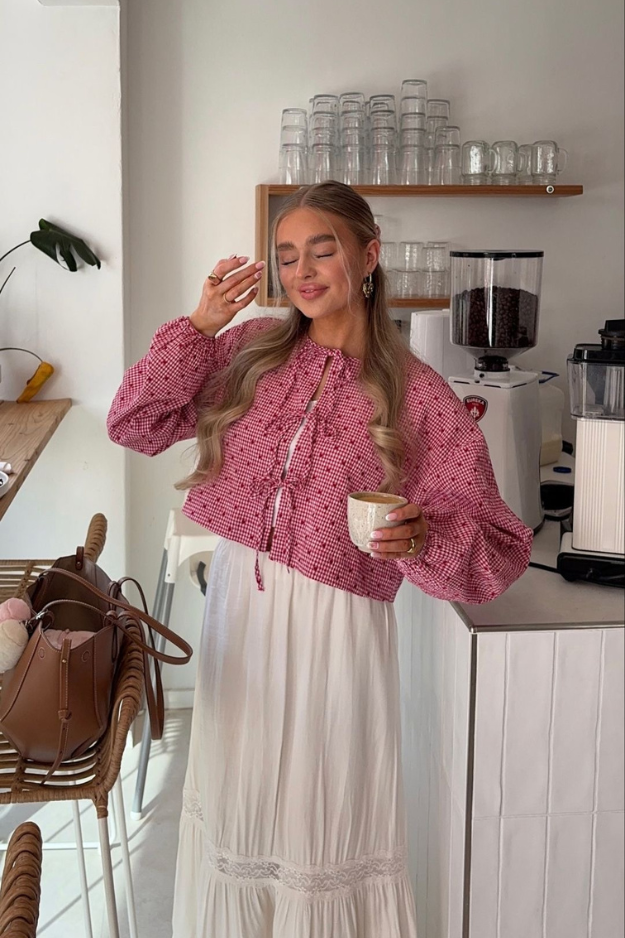 What to Wear to a Baptism: Striking the Perfect Balance Between Respectful and Chic! What to Wear to a Baptism: Striking the Perfect Balance Between Respectful and Chic!
