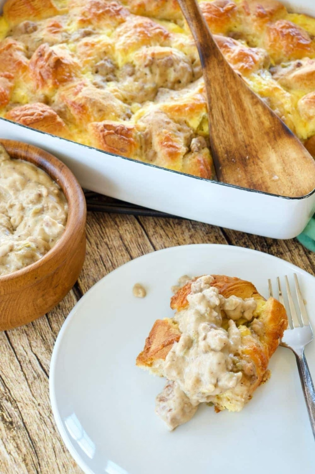 28 Easy Casserole Recipes Everyone at the Table Will Dig Into 28 Easy Casserole Recipes Everyone at the Table Will Dig Into