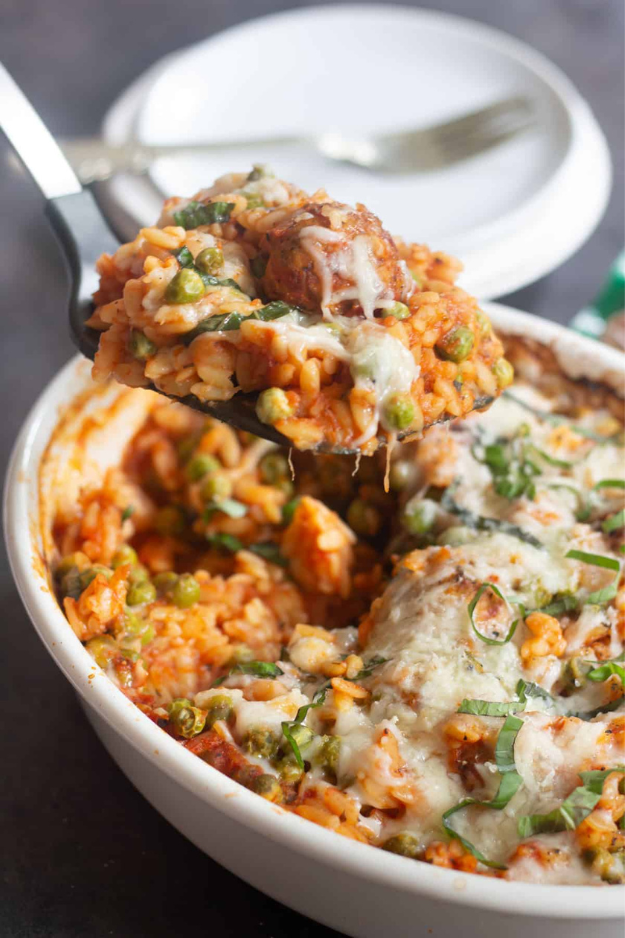 30 Easy Dinner Casseroles That Make Weeknight Cooking Almost Too Simple 30 Easy Dinner Casseroles That Make Weeknight Cooking Almost Too Simple