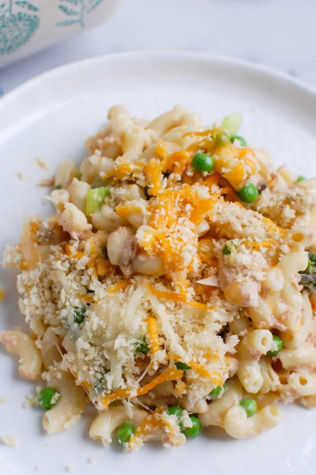 30 Easy Dinner Casseroles That Make Weeknight Cooking Almost Too Simple 30 Easy Dinner Casseroles That Make Weeknight Cooking Almost Too Simple